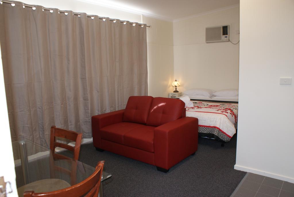 Warrnambool Motel And Holiday Park Esterno foto