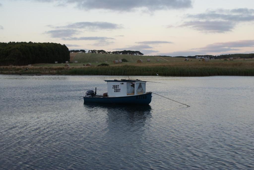 Warrnambool Motel And Holiday Park Esterno foto